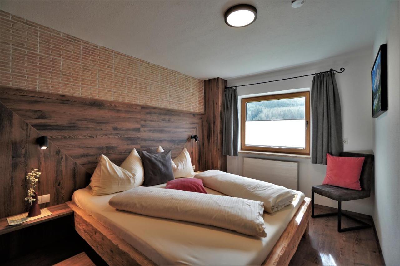 Der Trueferhof Apartment Ehrwald Luaran gambar