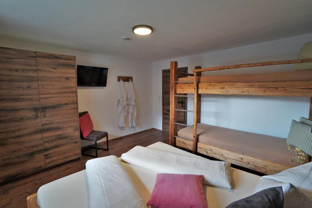 Der Trueferhof Apartment Ehrwald Luaran gambar